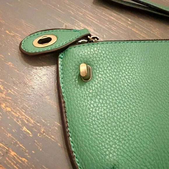 Joy Susan kelly green mini wristlet clutch - Picture 2 of 5